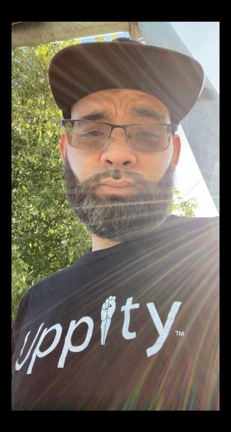 PuertoriKING model porn pictures