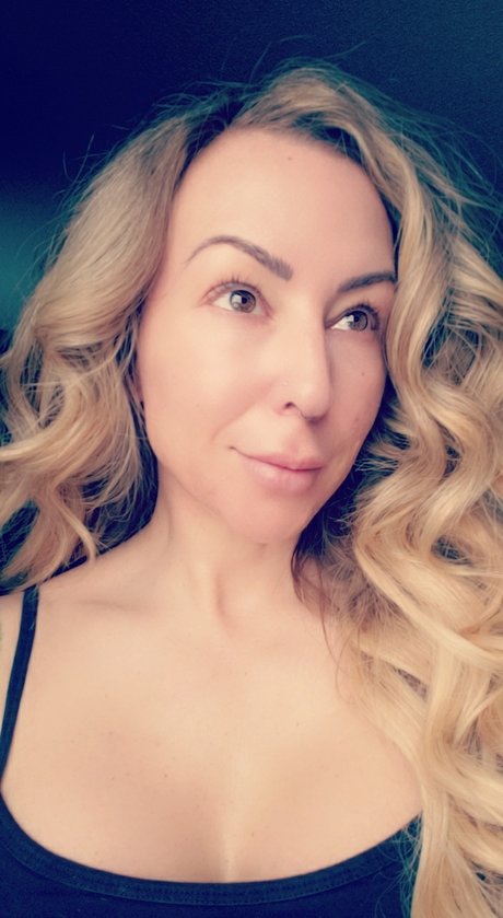 Provocative Panda Free naked star photo