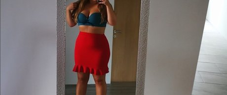 Programmer Girl VIP hot model archive