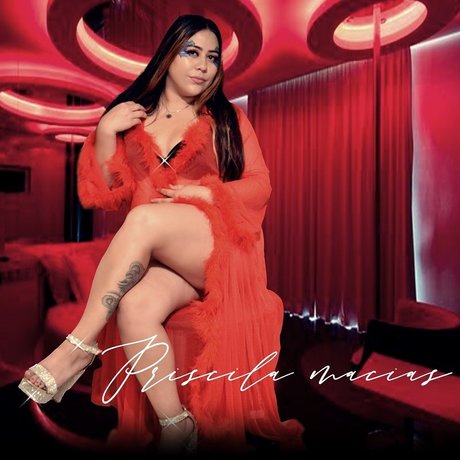 _priscy_ art model photo