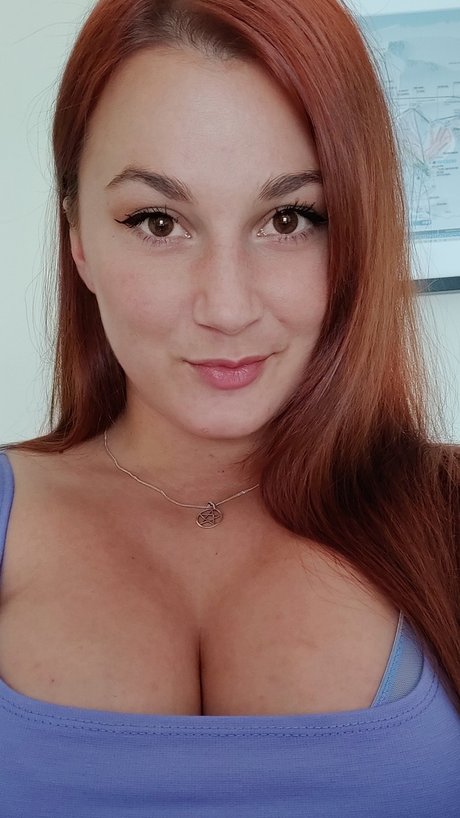 Scot1ishTreasure pornographic model pictures