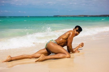 Chriz beautiful model picture