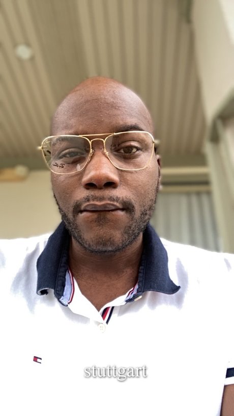 _GURU pornographic actress pic