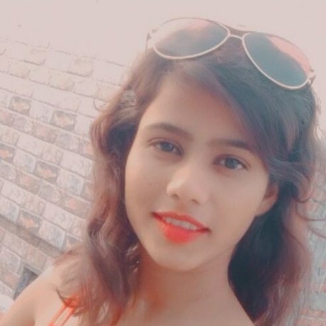 Shaniya model naked picture