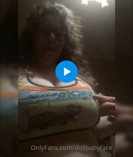 _DollBabyFace This is me realLea_ naked pornstar pics