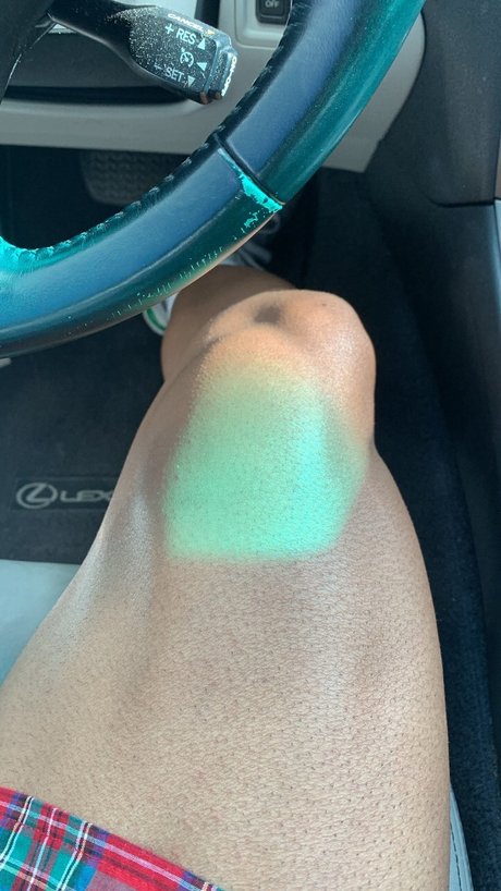 funShlING naked pornstar pic