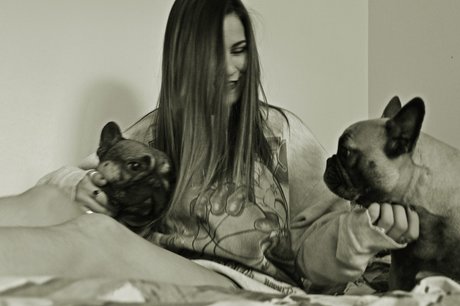 Lilou Zizou et Rouny model pornographic img