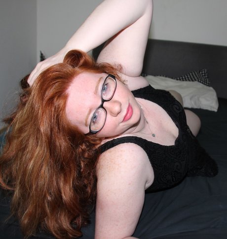 diekleine adult model picture