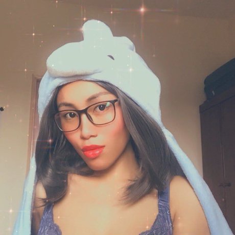 Queenalyson pornstar sexy img