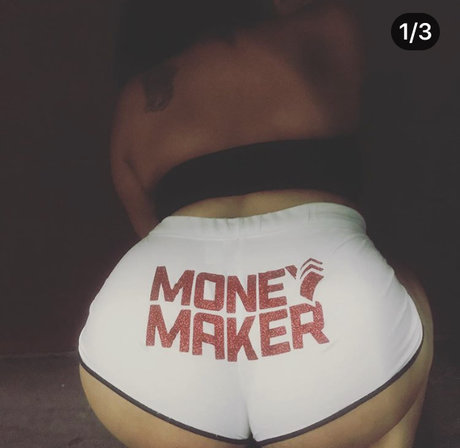 Kedababy23 exclusive pornstar gallery