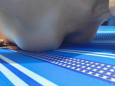 QueenV art star image