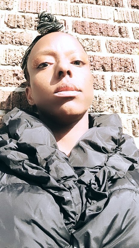 Qu33n Mandy best star image