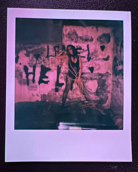 Qu33n Velvet art pornstar img