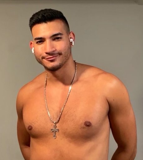 Papi Banks adult star image