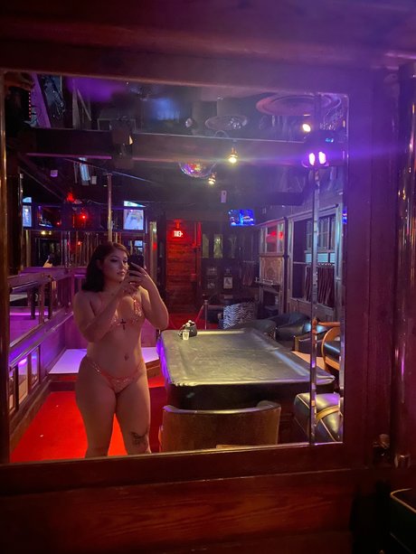 Analove high quality actress images