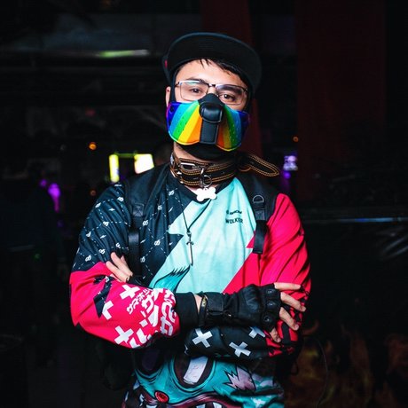 PUP DEUCALION sexy model image