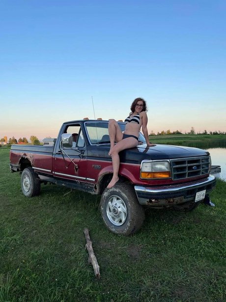 Molly Rider model art archive