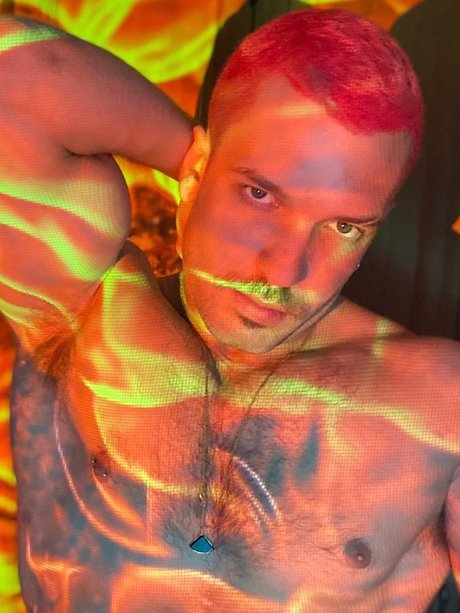 Quente_ nudes actress pic