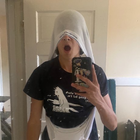 QueerWedgies model naked picture