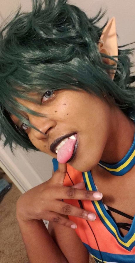 Selene Vakarian pornstar naked gallery