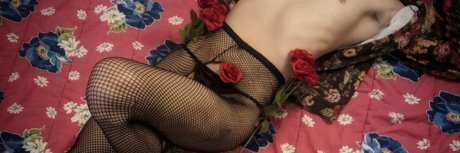 Queer Full Of Fear pornstar gallery