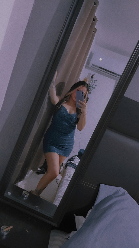 QueenxGoddess pornstar adult picture