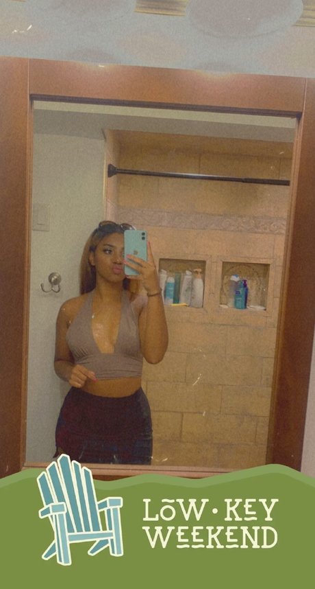 Liyahboo star nude pic