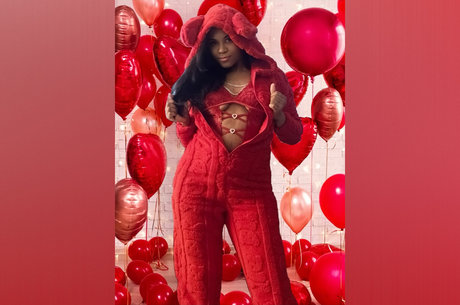 Queen Mar nude model img