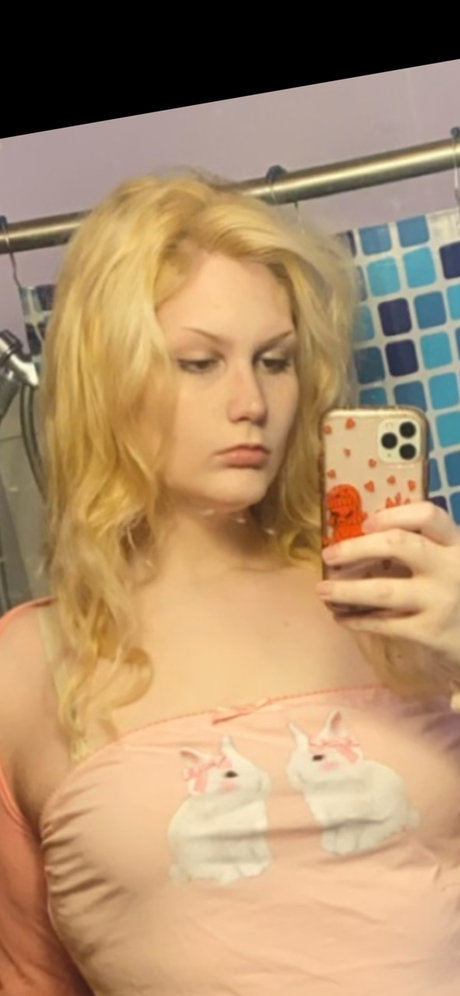 Queenmaddie2000 pornstar art images