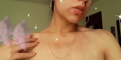 Latin Queen star naked images