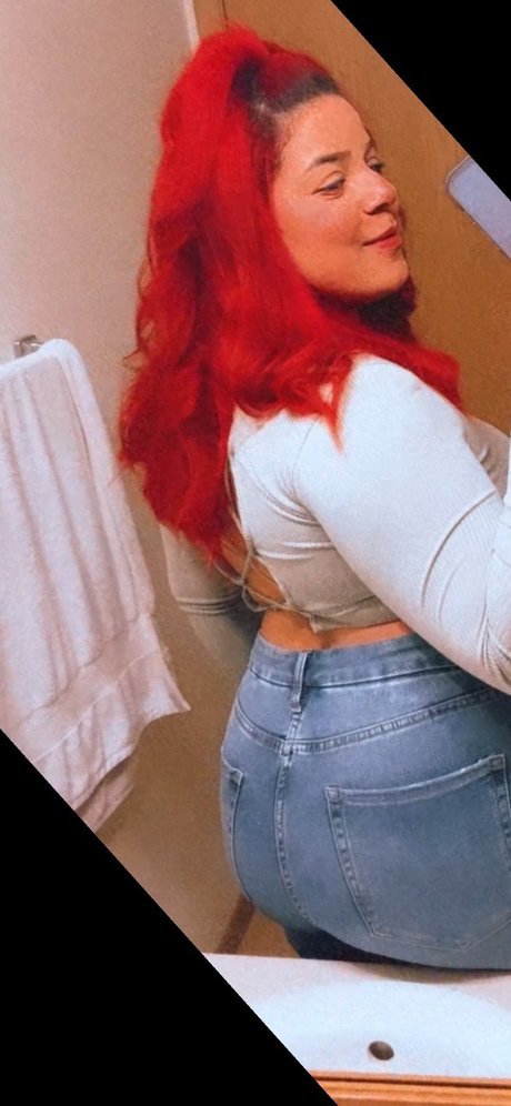 Queen G_ sexy star photo