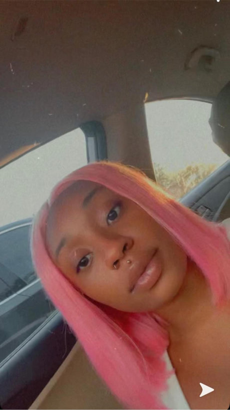 DaWETTEST star hot pic