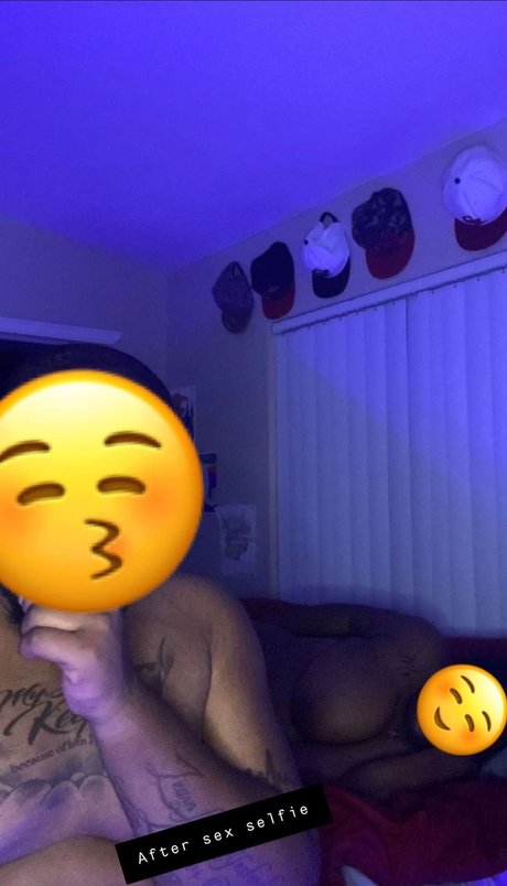 UrFavCouple sex actress pic