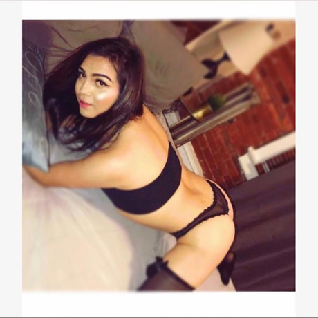 Badbitch_ high quality model gallery