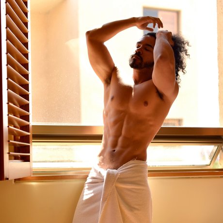 Dominiq Romero nude star photos