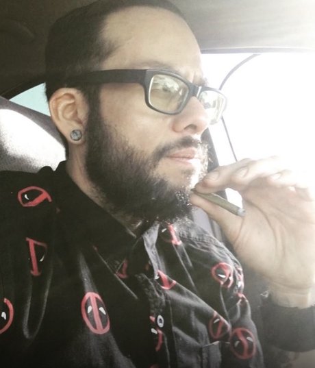 DonnieDepth model nude image