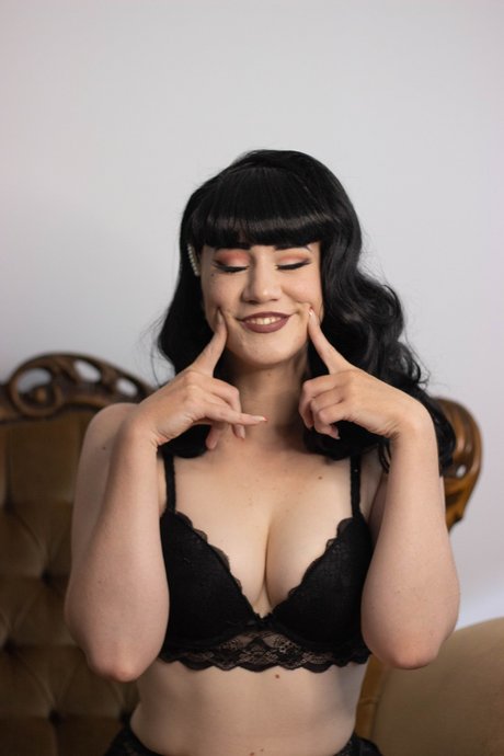 Dominiq Tricks nice model img