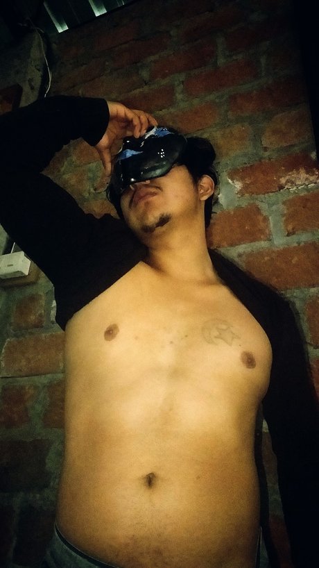 Danny Agila sex actress img