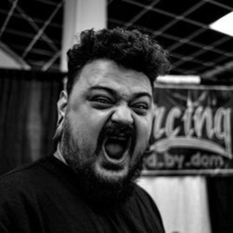 Dom Pierce sexy star photos