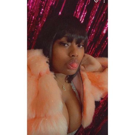 Domo B erotic model archive