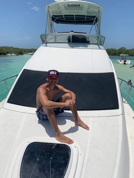 daniel jimenez free model images