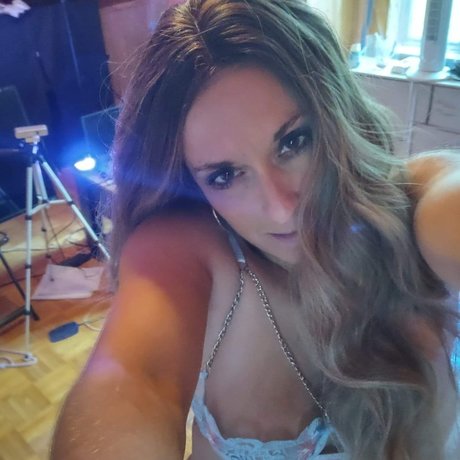 Dare Clio hot actress gallery