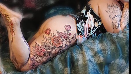 Rainstaterose naked model pictures