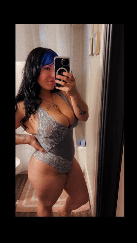 Raelynnrosexxx pornstar high quality pics