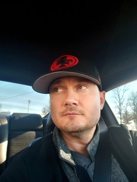 Raddadgonebad best model picture