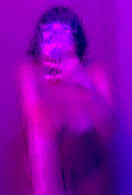 Edible555 erotic star pics