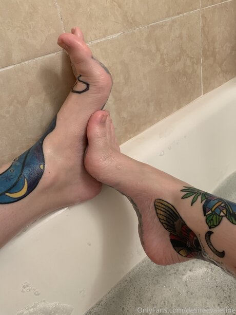 DollFaceDesy pretty actress img