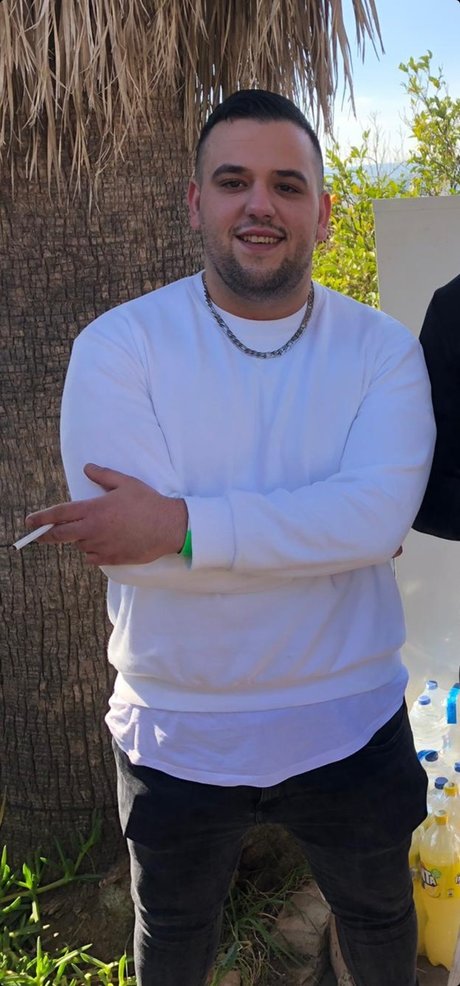 Alexis Barrera beautiful star galleries