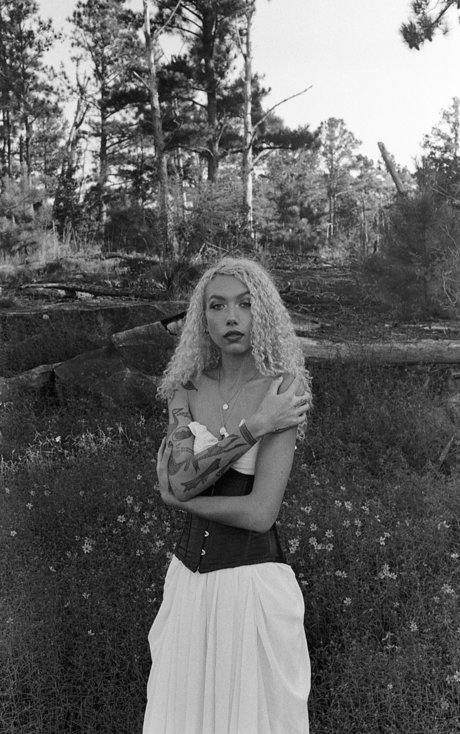 EveWilliams star exclusive photos