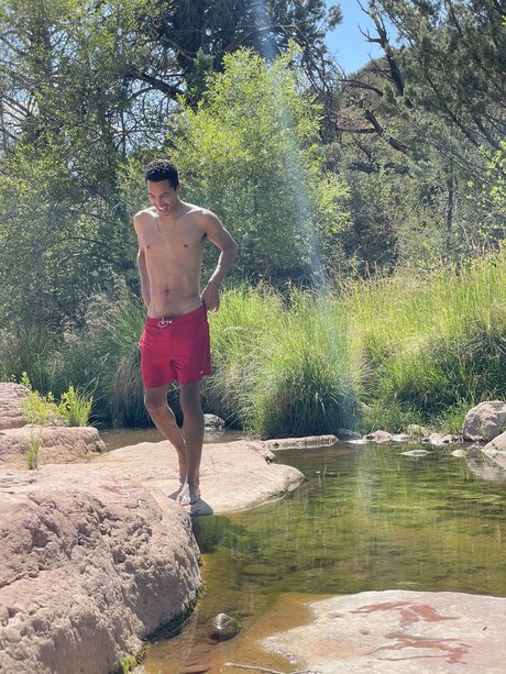 Dominic Jones sex actress archive